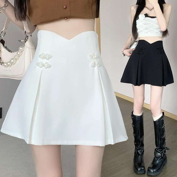 chinese styled buttoned up skirt for women in summer thin waist fishbone slimmer a line short, Black
chinese styled buttoned up skirt for women in summer thin waist fishbone slimmer a line short, Black
