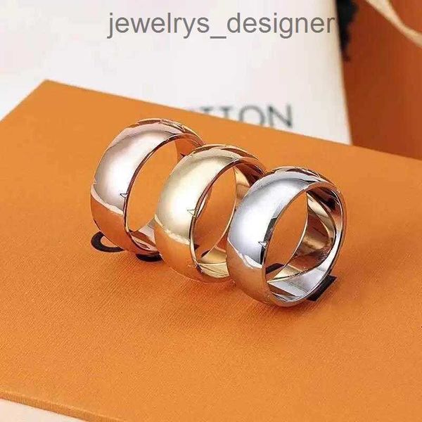 fashion classic designer rings luxury branded letter men and women couples 18k gold plated ring non-fading anti-allergies holiday gift jewel, Silver
fashion classic designer rings luxury branded letter men and women couples 18k gold plated ring non-fading anti-allergies holiday gift jewel, Silver