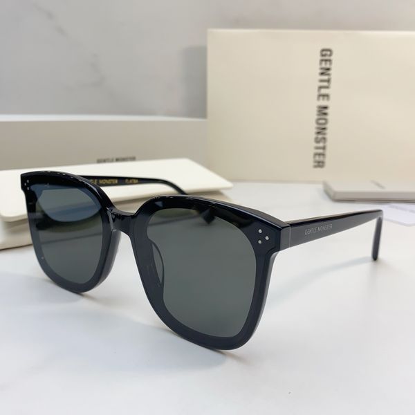 classic gentle monster sunglasses for women, designer beige nail concave shaped high-quality sunglasses, White;black
classic gentle monster sunglasses for women, designer beige nail concave shaped high-quality sunglasses, White;black