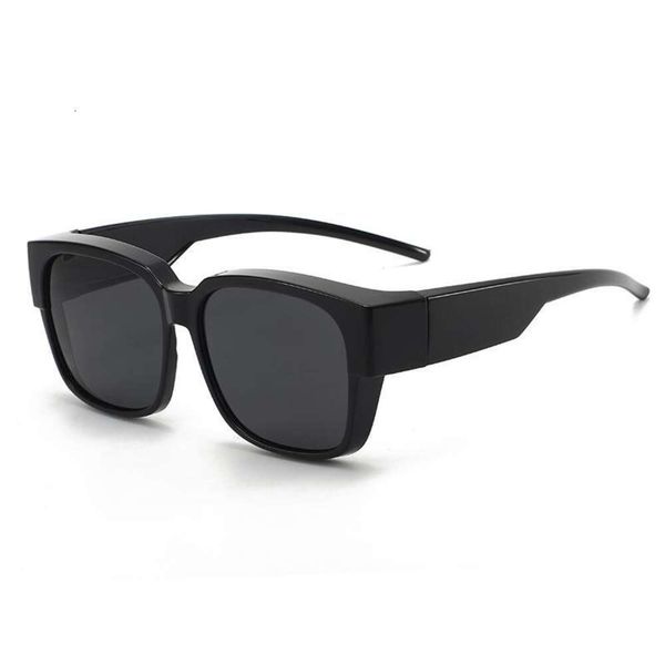 item title sunglass polarized driving glasses special drivers short sighted sunglasses night vision, White;black
item title sunglass polarized driving glasses special drivers short sighted sunglasses night vision, White;black