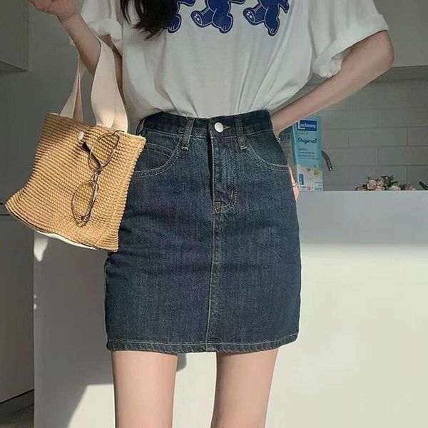 retract style high waisted denim skirt for women spring and summer korean ins all matching slim a line short, Black
retract style high waisted denim skirt for women spring and summer korean ins all matching slim a line short, Black