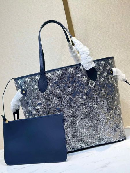 m22921 medium handbag new women's shoulder bag handbag open shopping bag inner tank small bag
m22921 medium handbag new women's shoulder bag handbag open shopping bag inner tank small bag