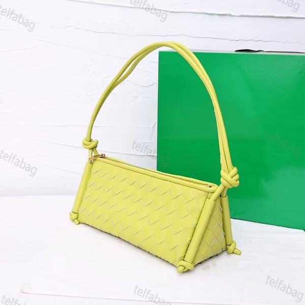 23ss woven crossbody bag leather camera shoulder bag luxury designer mini bottegaes drawstring handbag nappa weaving handbags shopping commu
23ss woven crossbody bag leather camera shoulder bag luxury designer mini bottegaes drawstring handbag nappa weaving handbags shopping commu