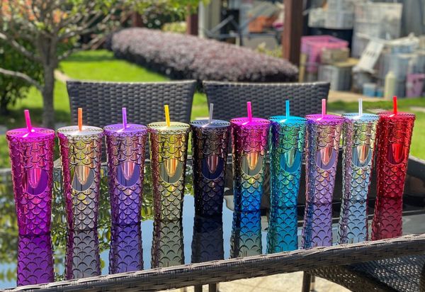 the latest 24oz rainbow electroplated fish scale double-layer plastic straw coffee mug, many styles to choose from, and any logo can be cust
the latest 24oz rainbow electroplated fish scale double-layer plastic straw coffee mug, many styles to choose from, and any logo can be cust