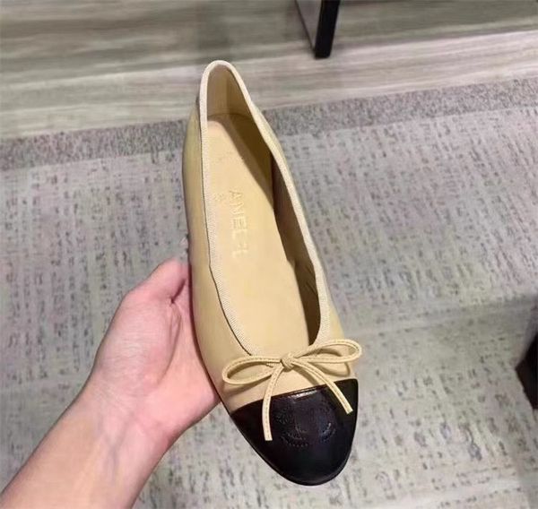 2023 selling luxury small shoes fashion soft leather flip-flops designer women's shoes flat heels women's shoes large size eu35-42, Black
2023 selling luxury small shoes fashion soft leather flip-flops designer women's shoes flat heels women's shoes large size eu35-42, Black