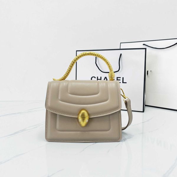 designer bulgaris bag handbag small women's handbag trend bright diamond crossbody bag high grade mature one shoulder women's bag
designer bulgaris bag handbag small women's handbag trend bright diamond crossbody bag high grade mature one shoulder women's bag
