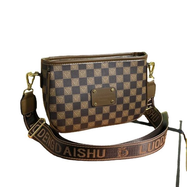 women's new one sling shoulder crossbody women's bag fashion letter small square bag korean version wide shoulder strap net red ti
women's new one sling shoulder crossbody women's bag fashion letter small square bag korean version wide shoulder strap net red ti