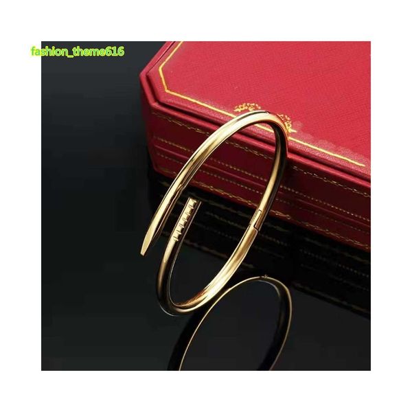fashion designer bracelet mens bangle love charm nail bracelets chain 18k gold plated stainless steel for women girl wedding mother's d, Golden;silver
fashion designer bracelet mens bangle love charm nail bracelets chain 18k gold plated stainless steel for women girl wedding mother's d, Golden;silver