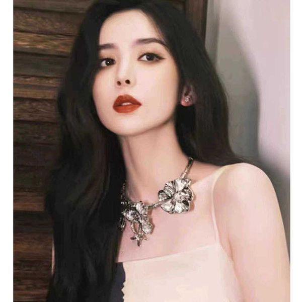 designer necklace sl luxury new metal vine eternal flower pendant chain net red choker neckchain accessories valentine's day gift fashi, Silver
designer necklace sl luxury new metal vine eternal flower pendant chain net red choker neckchain accessories valentine's day gift fashi, Silver