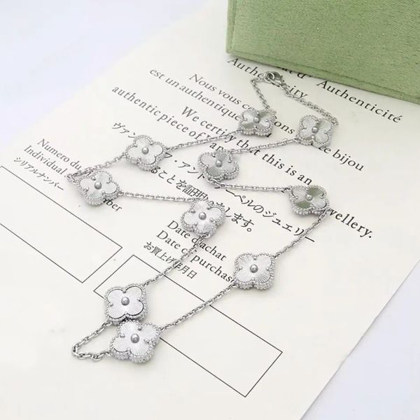 necklace designer necklace clover necklace luxurious and elegant design available in gold plated, rose gold plated and silver plated colors
necklace designer necklace clover necklace luxurious and elegant design available in gold plated, rose gold plated and silver plated colors