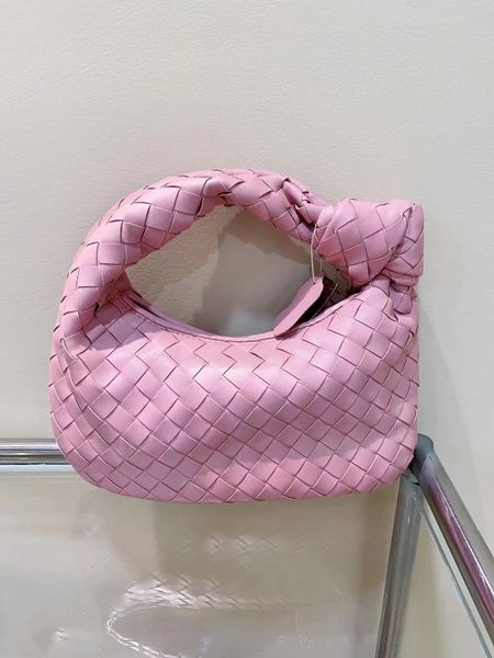 the latest woven bag jod handbag women's cowhide brand handbag designer woven bag women's handbag homeless bag
the latest woven bag jod handbag women's cowhide brand handbag designer woven bag women's handbag homeless bag