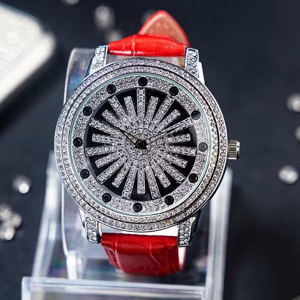 america luxury watch woman mens millionaire diamond watch 45mm quartz wristwatch waterproof for girls gift, Slivery;golden
america luxury watch woman mens millionaire diamond watch 45mm quartz wristwatch waterproof for girls gift, Slivery;golden