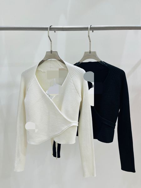 809 2023 autumn brand same style sweater long sleeve v neck cardigan black white fashion womens clothes womens dl, White;black
809 2023 autumn brand same style sweater long sleeve v neck cardigan black white fashion womens clothes womens dl, White;black