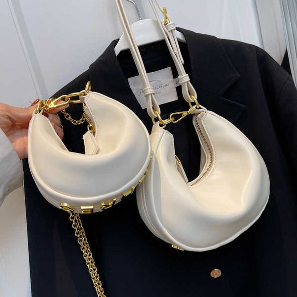 original quality pu leather handbag purse cute moon bag female handbag ladies zipper female travel small tote shoulder bag
original quality pu leather handbag purse cute moon bag female handbag ladies zipper female travel small tote shoulder bag