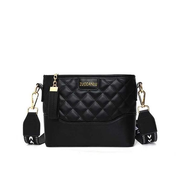 evening bags purses this popular bag women's new fashion embroidered one sling shoulder bag versatile atmosphere messenger bag
evening bags purses this popular bag women's new fashion embroidered one sling shoulder bag versatile atmosphere messenger bag