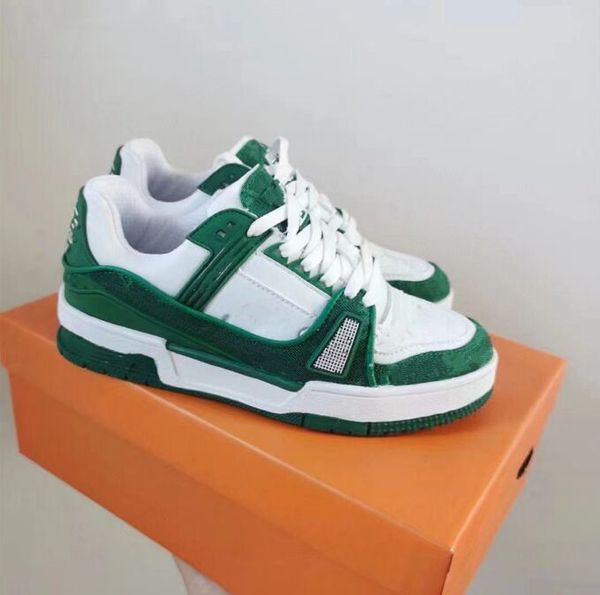 new designer shoes logo embossed trainer sneaker white black sky blue green denim pink red luxurys mens casual sneakers low platform womens
new designer shoes logo embossed trainer sneaker white black sky blue green denim pink red luxurys mens casual sneakers low platform womens