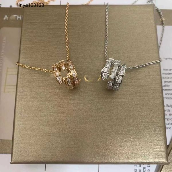 women designer earrings necklace simple v bracelet titanium steel luxury heart love pendant fashion jewelry, Silver
women designer earrings necklace simple v bracelet titanium steel luxury heart love pendant fashion jewelry, Silver