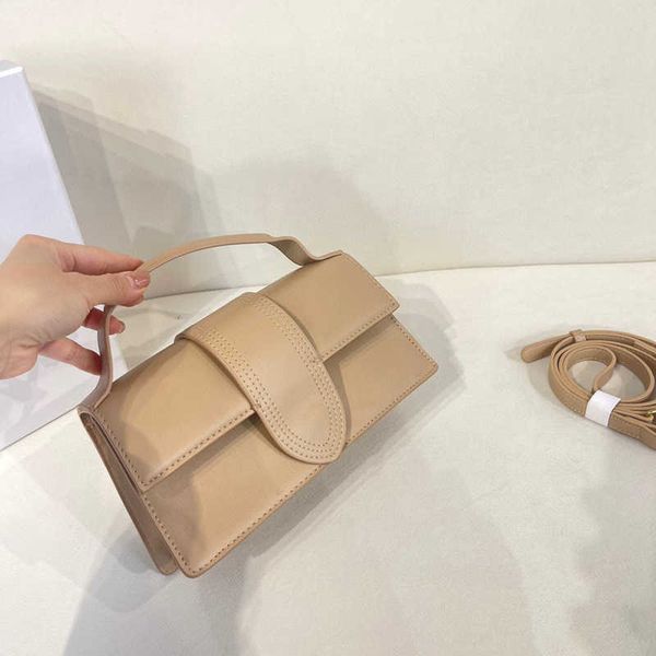 france niche designer new handbags and versatile one shoulder portable crossbody underarm bags
france niche designer new handbags and versatile one shoulder portable crossbody underarm bags