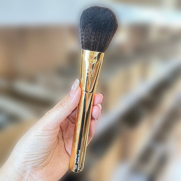 Beautyact Full Face Powder Makeup Brush No 100 Gold Metal Handle Soft Synthetic Bristles Fluffy Powder Bronzer Cosmetic Brush
Beautyact Full Face Powder Makeup Brush No 100 Gold Metal Handle Soft Synthetic Bristles Fluffy Powder Bronzer Cosmetic Brush