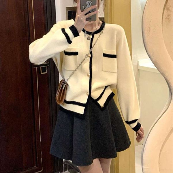 small lazy niche gentle pure color sweater cardigan short contrasting ins style korean retro female, White;black
small lazy niche gentle pure color sweater cardigan short contrasting ins style korean retro female, White;black