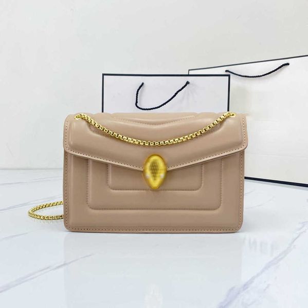 23ss designer bulgaris bag handbag small women's handbag trend bright diamond crossbody bag high grade mature one shoulder women's
23ss designer bulgaris bag handbag small women's handbag trend bright diamond crossbody bag high grade mature one shoulder women's