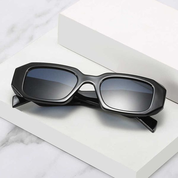 2021 new box sunglasses personalized plastic trimming square glasses personalized wide leg sunglasses 9296 3cmqz, White;black
2021 new box sunglasses personalized plastic trimming square glasses personalized wide leg sunglasses 9296 3cmqz, White;black
