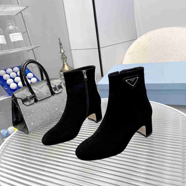 luxury designer boots women ankle booties winter leather prad boot martin platform letter fdhdfg, Black
luxury designer boots women ankle booties winter leather prad boot martin platform letter fdhdfg, Black