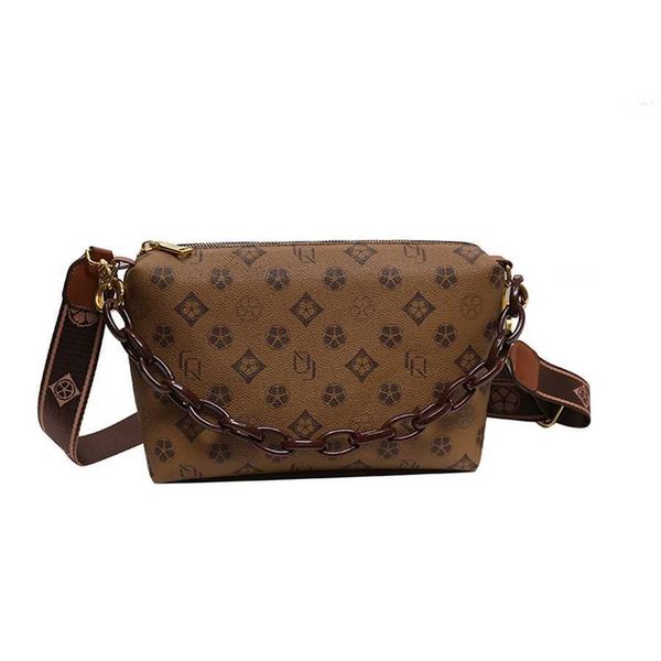 clearance purse women's 2023 new one sling shoulder oblique straddle women's bag fashion small square bag net red print coin purse
clearance purse women's 2023 new one sling shoulder oblique straddle women's bag fashion small square bag net red print coin purse