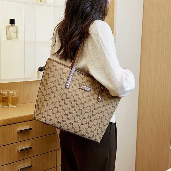 evening bags purses 2023 summer new letter embroidered tote bag student class commuter bag female handheld shoulder bag flower bag
evening bags purses 2023 summer new letter embroidered tote bag student class commuter bag female handheld shoulder bag flower bag
