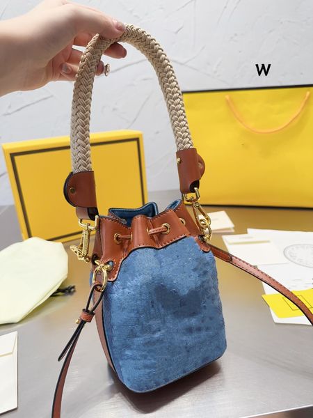 super quality womens shoulder bag luxurys designers bags handbags purses cowhide genuine leather cover clutch flap crossbody ys00046
super quality womens shoulder bag luxurys designers bags handbags purses cowhide genuine leather cover clutch flap crossbody ys00046