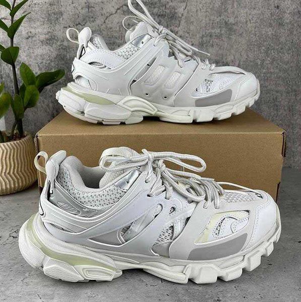 track 3 luxury brand casual shoes designer men women 3.0 triple white black sneakers tess.s. gomma leather trainer nylon printed platform tr
track 3 luxury brand casual shoes designer men women 3.0 triple white black sneakers tess.s. gomma leather trainer nylon printed platform tr