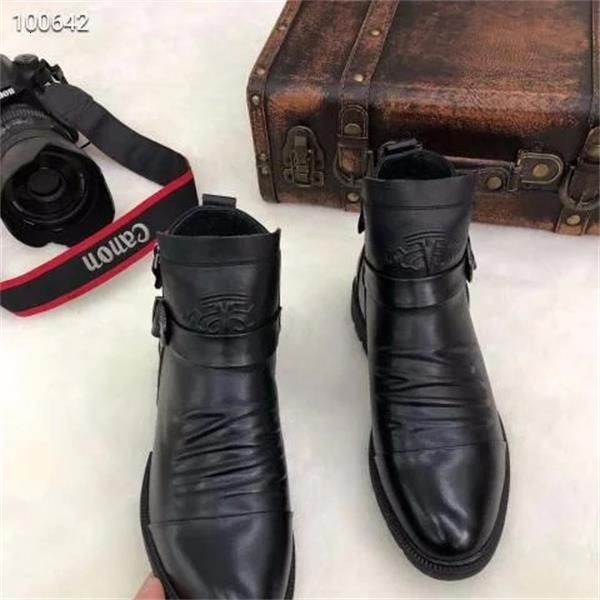 boots trend men black sneakers outdoor fashion high wholesale punk shoes for casual leather street style ankle 230826
boots trend men black sneakers outdoor fashion high wholesale punk shoes for casual leather street style ankle 230826