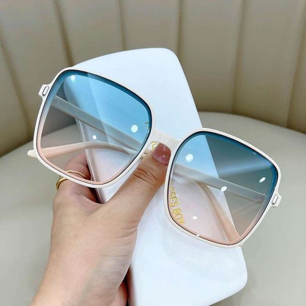 fashion glasses womens personality sunglasses square big frame rice nail fashionable wholesale, White;black
fashion glasses womens personality sunglasses square big frame rice nail fashionable wholesale, White;black