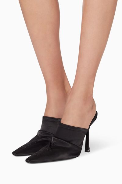 designer sandals women shoes luxury vanna stretch satin embroidered logo mules pointed toes eu35-40 with box dresses wedding, Black
designer sandals women shoes luxury vanna stretch satin embroidered logo mules pointed toes eu35-40 with box dresses wedding, Black