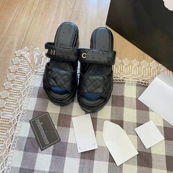 fashion thick-soled letter foot pads sheepskin heightens casual daily wear with women's slippers, Black
fashion thick-soled letter foot pads sheepskin heightens casual daily wear with women's slippers, Black