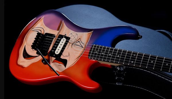 custom shop motley krame baretta mick mars theater of pain red purple electric guitar floyd rose tremolo whammy bar dot inlay black hardware
custom shop motley krame baretta mick mars theater of pain red purple electric guitar floyd rose tremolo whammy bar dot inlay black hardware