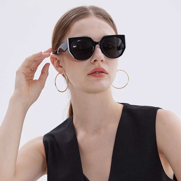 fashion designer cool sunglasses new cat eye sunglasses women's trend hip hop polarized travel sunscreen sunvisors, Silver
fashion designer cool sunglasses new cat eye sunglasses women's trend hip hop polarized travel sunscreen sunvisors, Silver