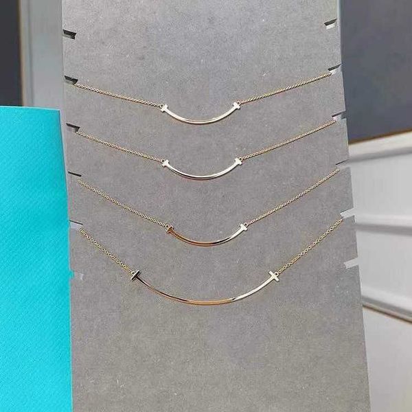 designer necklace classic t family necklace with a smile full of diamond 925 silver clavicle chain and the same net red rose gold pendant fe
designer necklace classic t family necklace with a smile full of diamond 925 silver clavicle chain and the same net red rose gold pendant fe