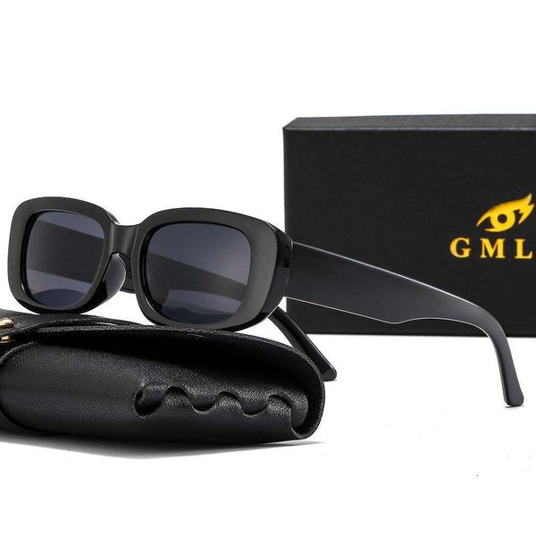 fashioned small framed sunglasses for men and women trendy street rectangle gradually changing, White;black
fashioned small framed sunglasses for men and women trendy street rectangle gradually changing, White;black