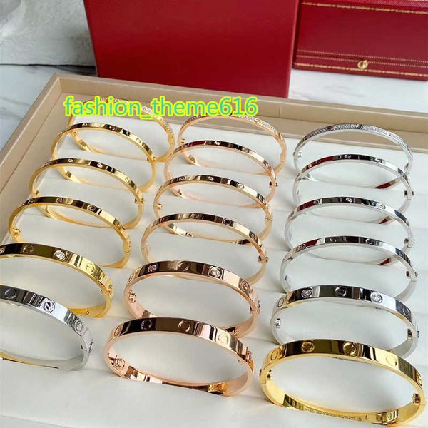 designer bracelet titanium steel bracelet luxury men's and women's 18k rose gold fashion popular do not fade color bracelet trend, Black
designer bracelet titanium steel bracelet luxury men's and women's 18k rose gold fashion popular do not fade color bracelet trend, Black