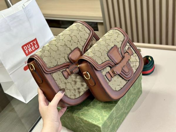 

2023 New Leather Quality Ladies Wide Shoulder Strap Vintage Leather Strap Horseshoe Designer Bag Shoulder Bag Underarm Bag Ladies Saddle Bag Mini Bag Fashion