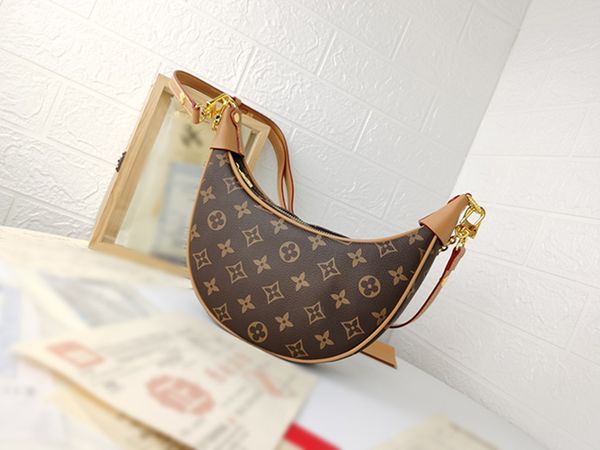 loop bag croissant bags shoulder hobo designer purse m81098 cosmetic half-moon baguette underarm handbag crossbody metal chain collection lu
loop bag croissant bags shoulder hobo designer purse m81098 cosmetic half-moon baguette underarm handbag crossbody metal chain collection lu