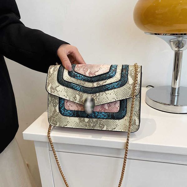 fashionable snakeskin pattern single shoulder crossbody chain bag for women spring/summer 2022 new small square bag versatile women's b
fashionable snakeskin pattern single shoulder crossbody chain bag for women spring/summer 2022 new small square bag versatile women's b