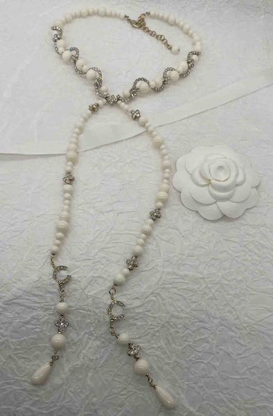2023 luxury quality charm long sweater chain pendant necklace with diamond and nature shell beads in 18k gold plated have box stamp ps7541b, Golden
2023 luxury quality charm long sweater chain pendant necklace with diamond and nature shell beads in 18k gold plated have box stamp ps7541b, Golden