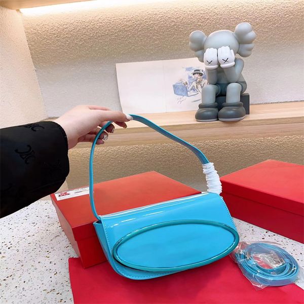 designer bag shoulder bag flap jingle women's handbags tote clutch crossbody bags underarm mini tote bag wallet
designer bag shoulder bag flap jingle women's handbags tote clutch crossbody bags underarm mini tote bag wallet