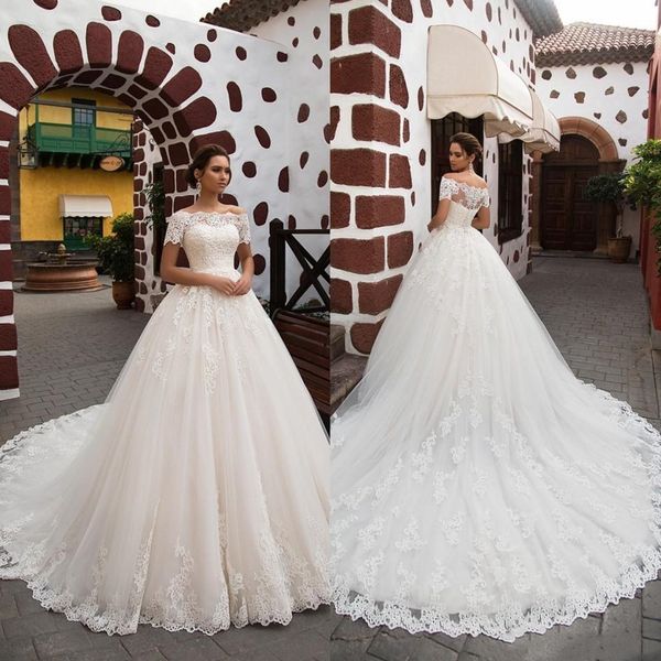 vintage arabic plus size princess wedding dresses lace country bridal gowns appliques off-shoulder vestido de novia bridal dress, White
vintage arabic plus size princess wedding dresses lace country bridal gowns appliques off-shoulder vestido de novia bridal dress, White