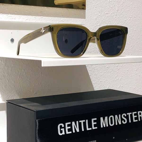 fashion advanced gentle monster sunglasses women's american retro narrow frame sunglasses black small frame spicy girl, White;black
fashion advanced gentle monster sunglasses women's american retro narrow frame sunglasses black small frame spicy girl, White;black