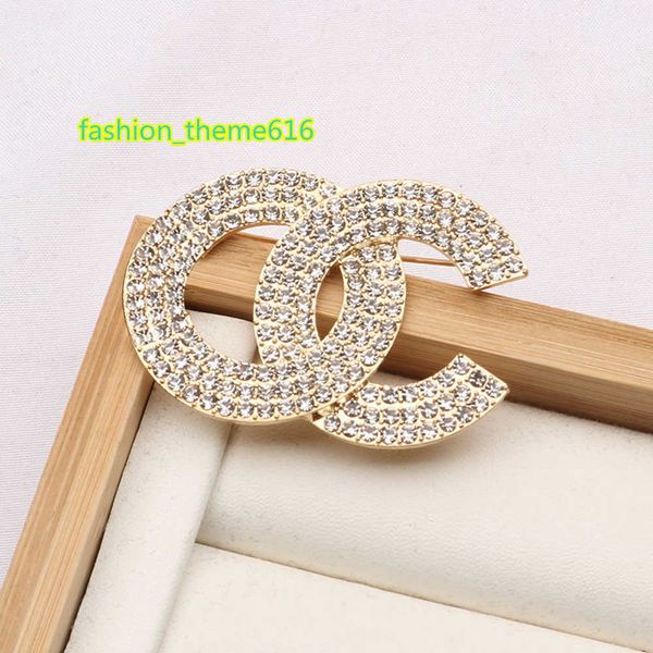 brand luxurys design diamond brooch women crystal rhinestone letters suit pin fashion jewelry clothing decoration accessories, Gray
brand luxurys design diamond brooch women crystal rhinestone letters suit pin fashion jewelry clothing decoration accessories, Gray