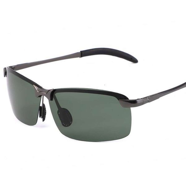 title color changing polarized sunglasses day and night driving fishing vision goggles, White;black
title color changing polarized sunglasses day and night driving fishing vision goggles, White;black