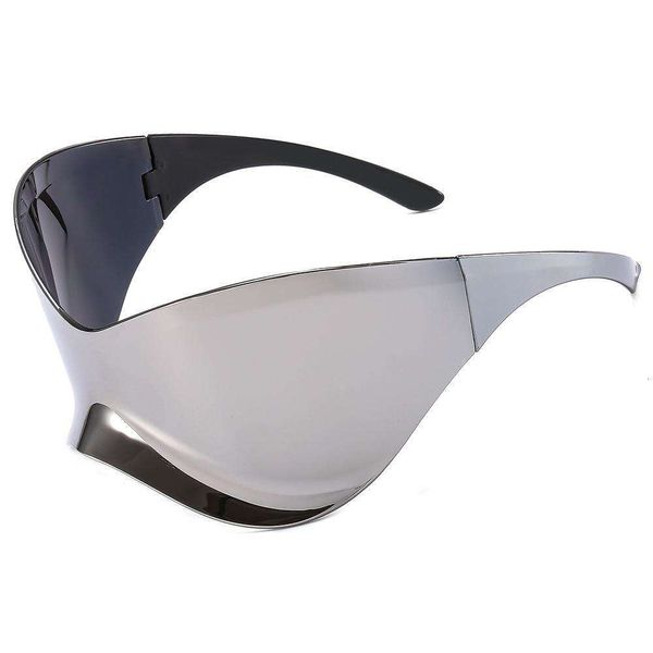 futuristic technology super large eyeglasses punk sports style mask hip hop retro one piece fashionable sunglasses, White;black
futuristic technology super large eyeglasses punk sports style mask hip hop retro one piece fashionable sunglasses, White;black